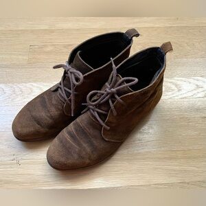Naot suede boots 6.5